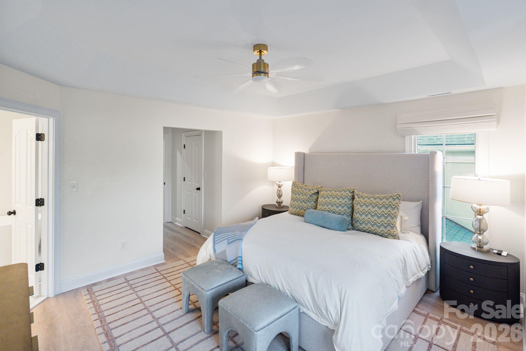 Royal Crest - Residential