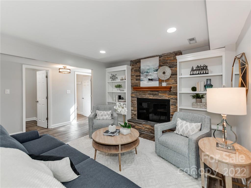 Castleton Gardens - Residential