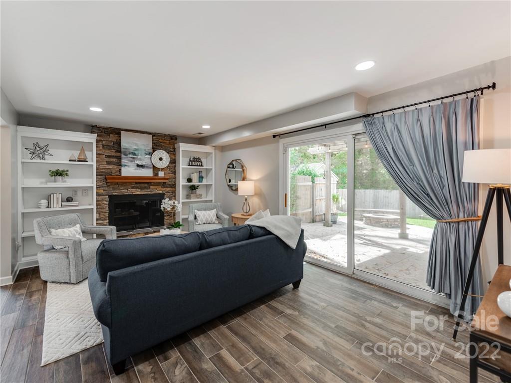 Castleton Gardens - Residential