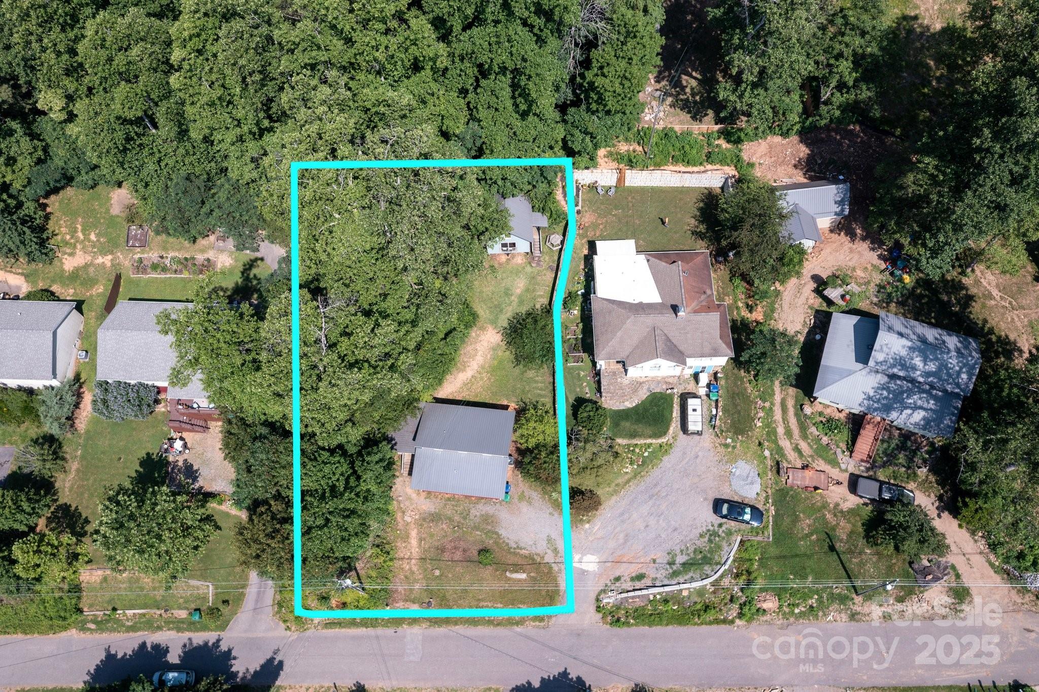 109 Azalea Avenue