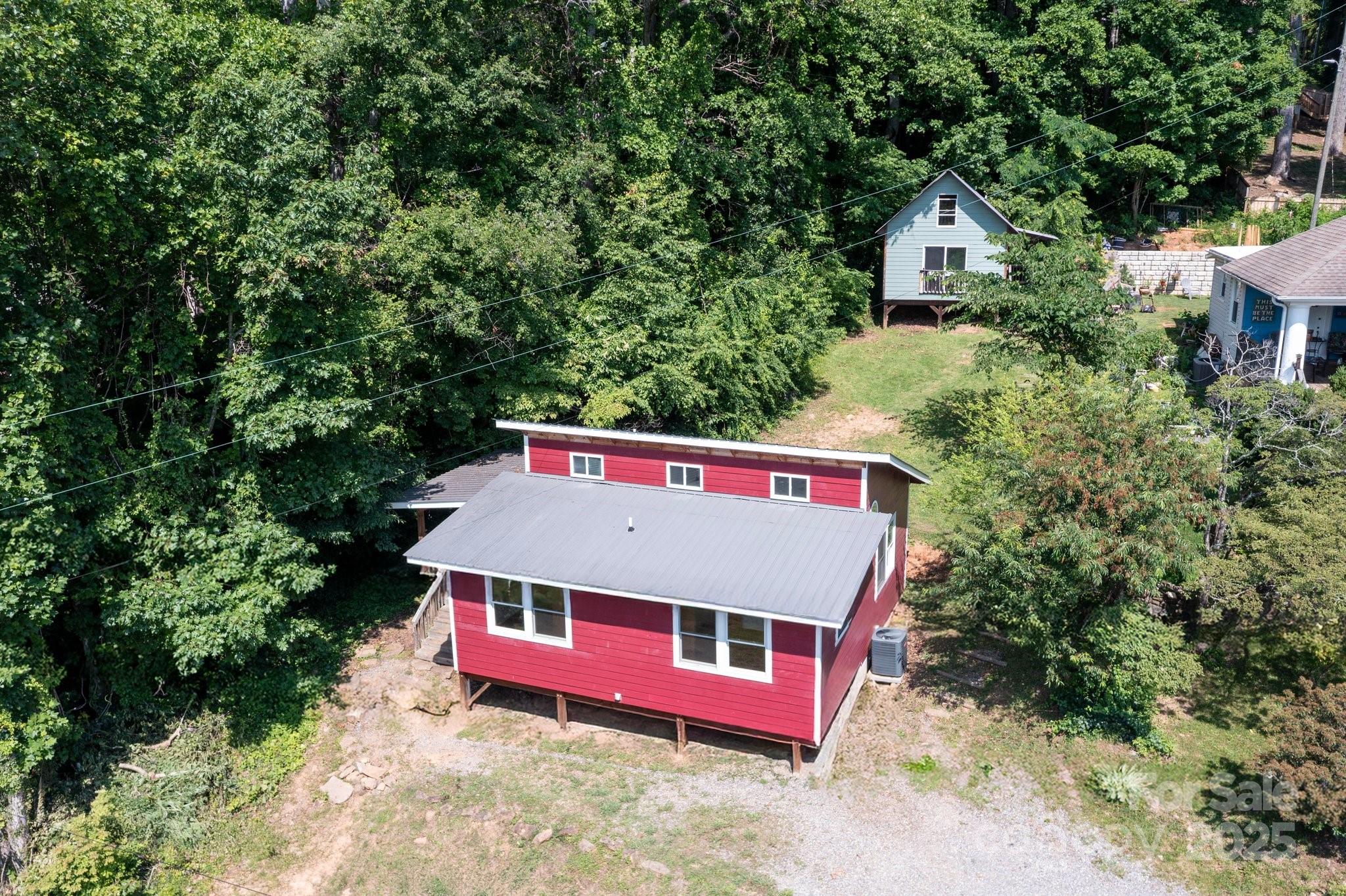 109 Azalea Avenue