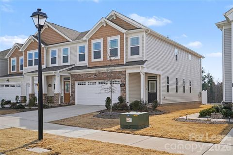 Photo of 8109 Overmeadow Lane, Charlotte, NC 28269 (MLS # 4359032)