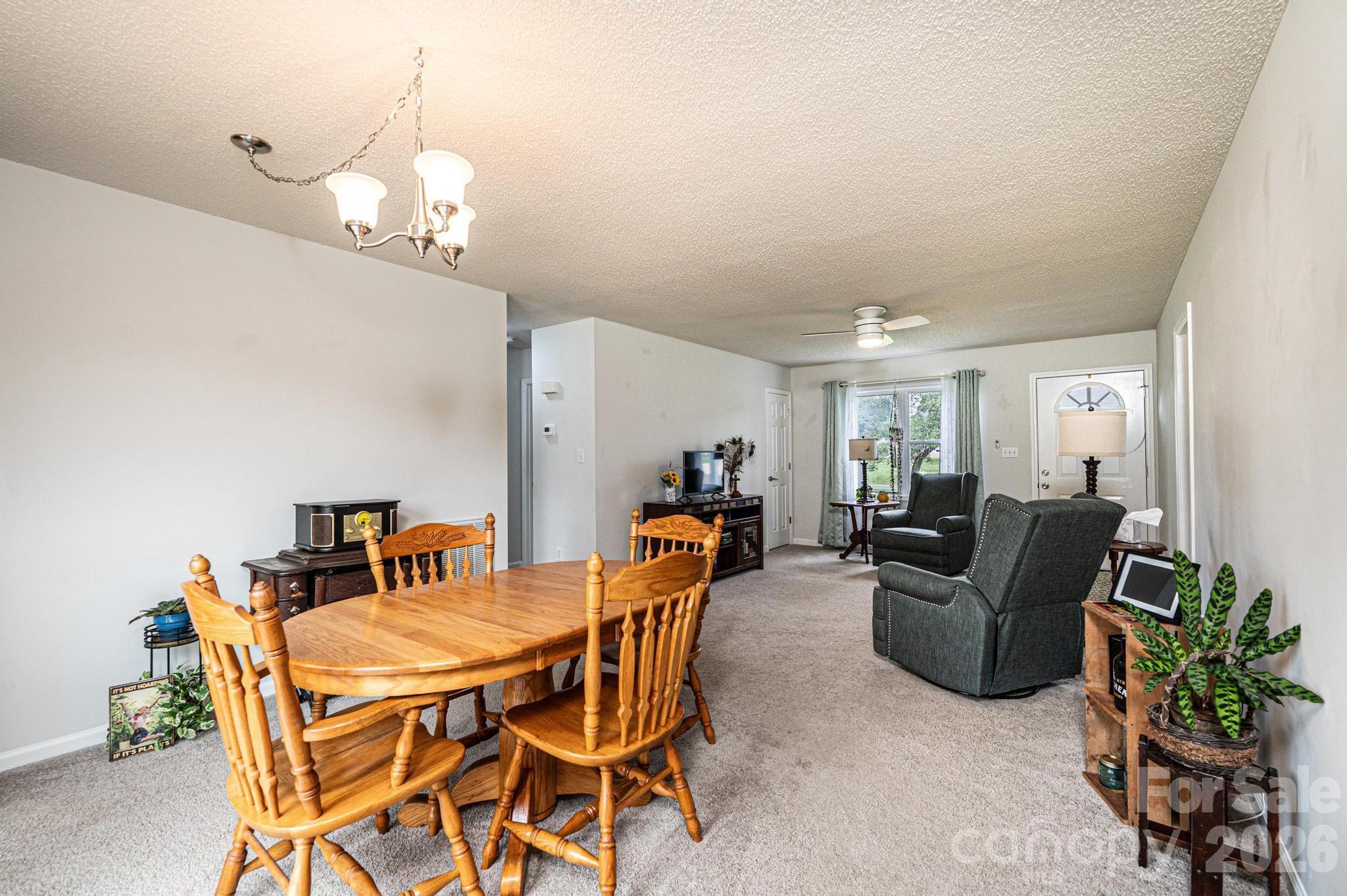 Meadowridge Place - Residential