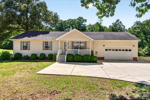 Photo of 3002 Plyler Mill Road, Monroe, NC 28112 (MLS # 4330579)
