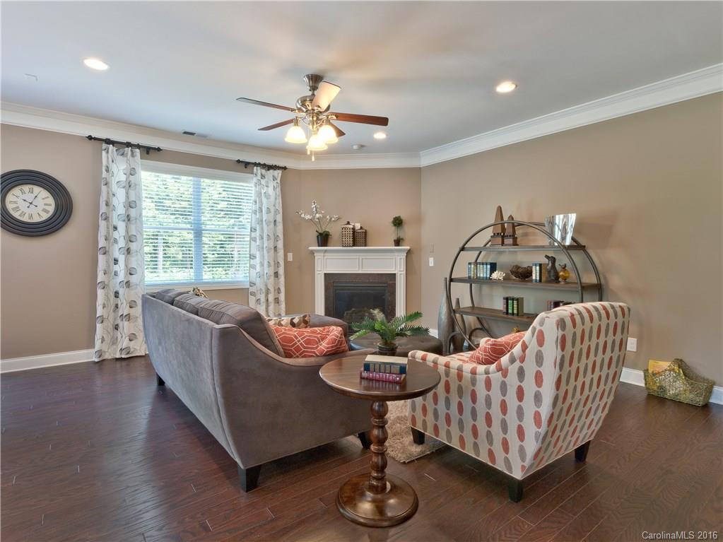 Lakebridge - Residential