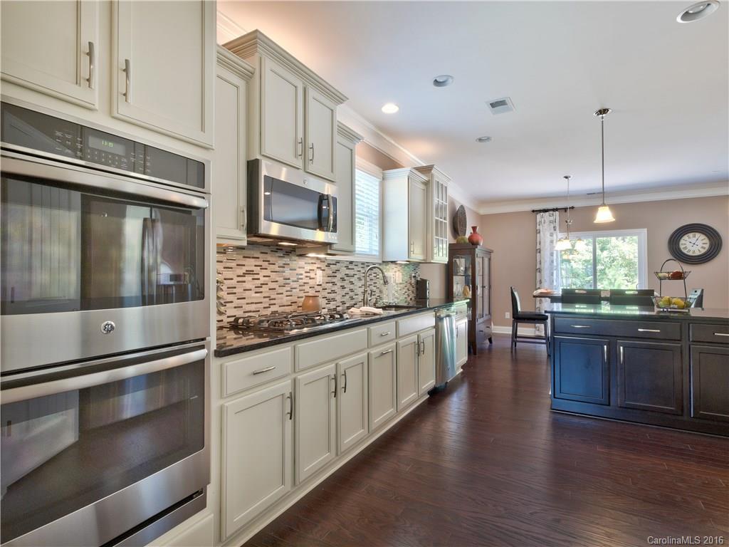 Lakebridge - Residential