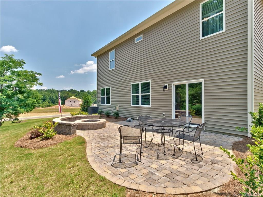 Lakebridge - Residential