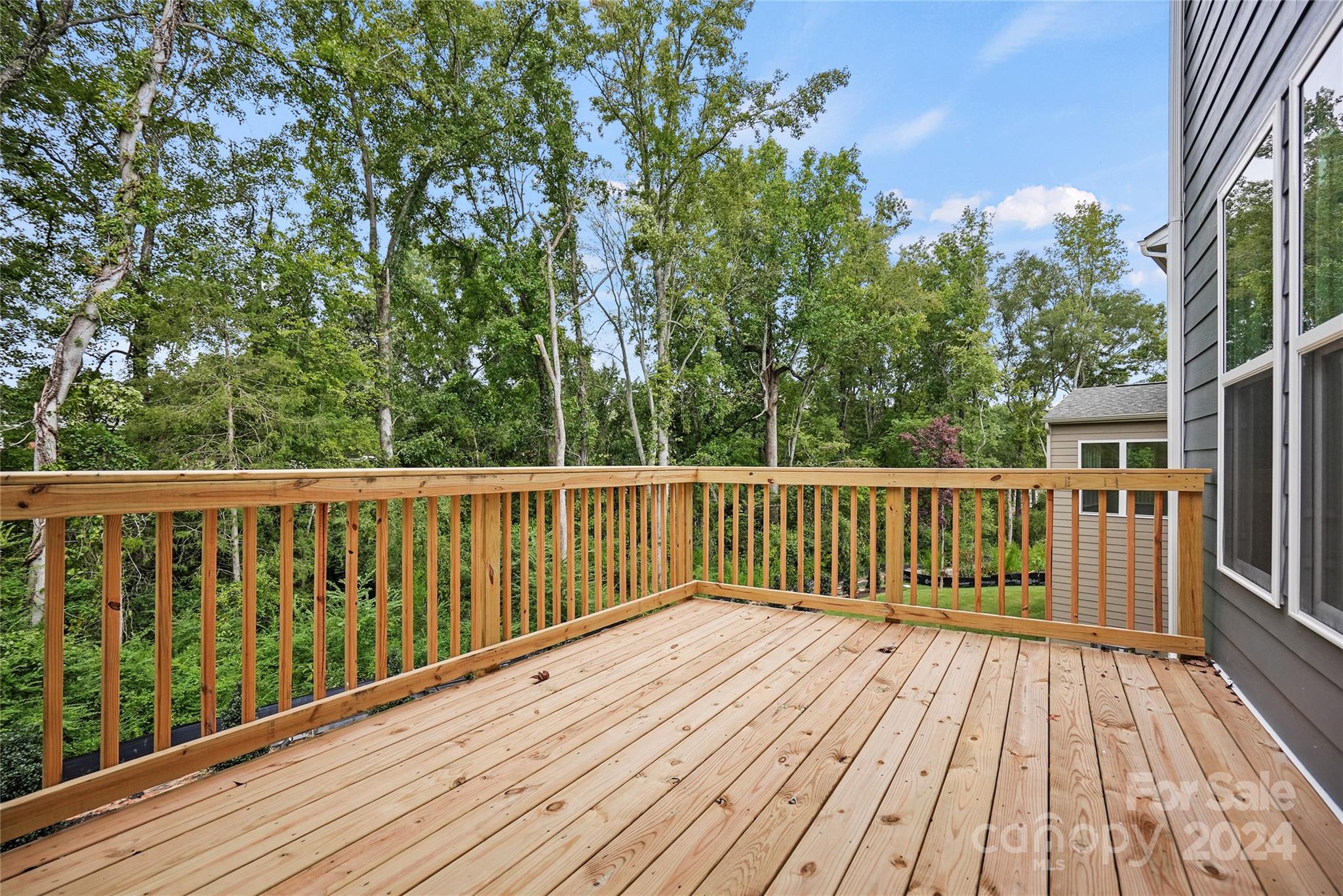 Patterson Pond - Residential