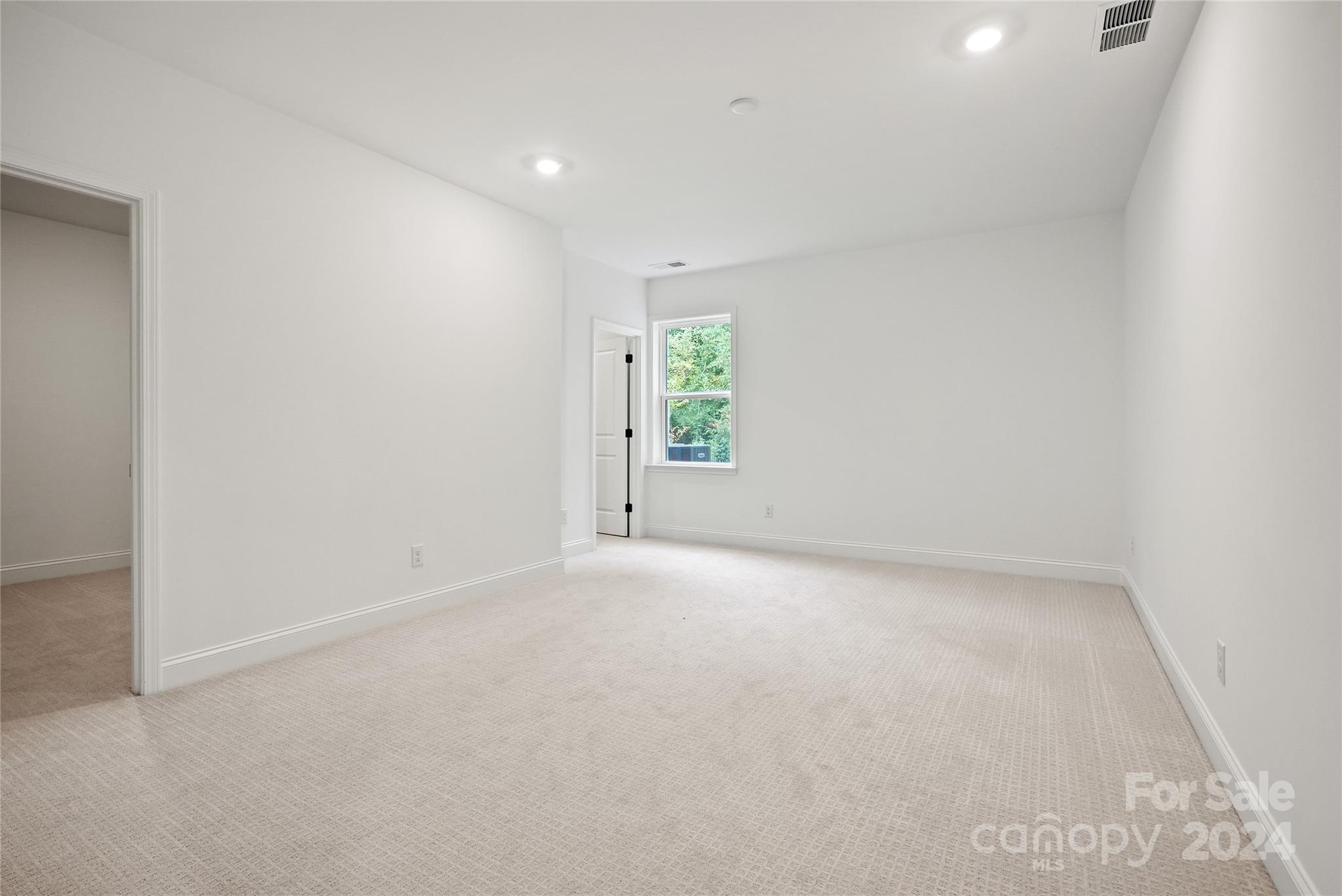 Patterson Pond - Residential