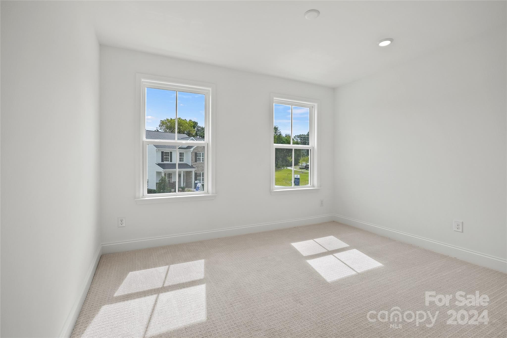 Patterson Pond - Residential