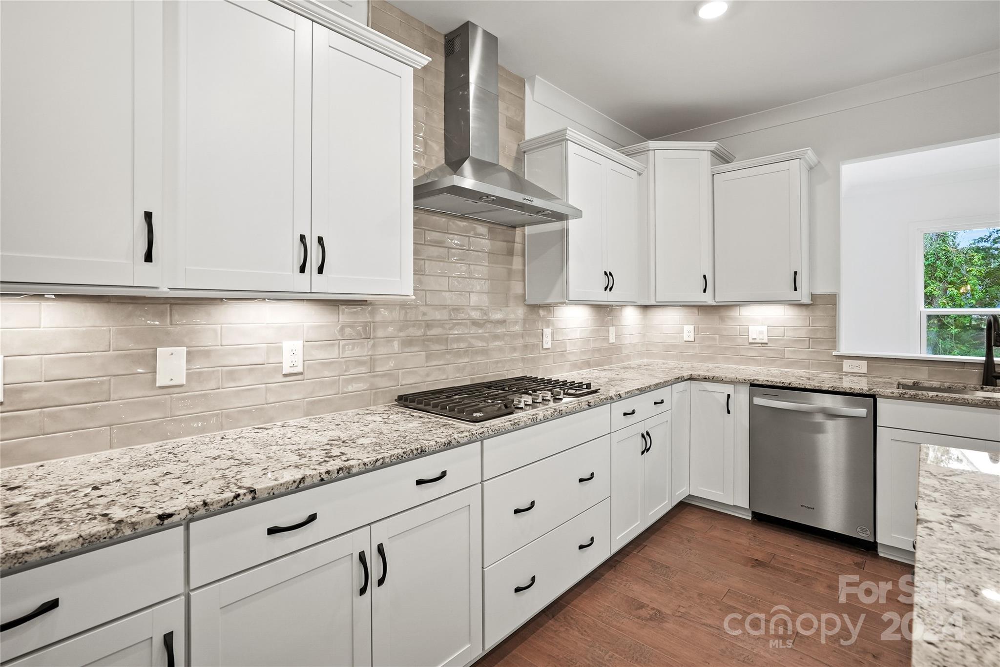 Patterson Pond - Residential