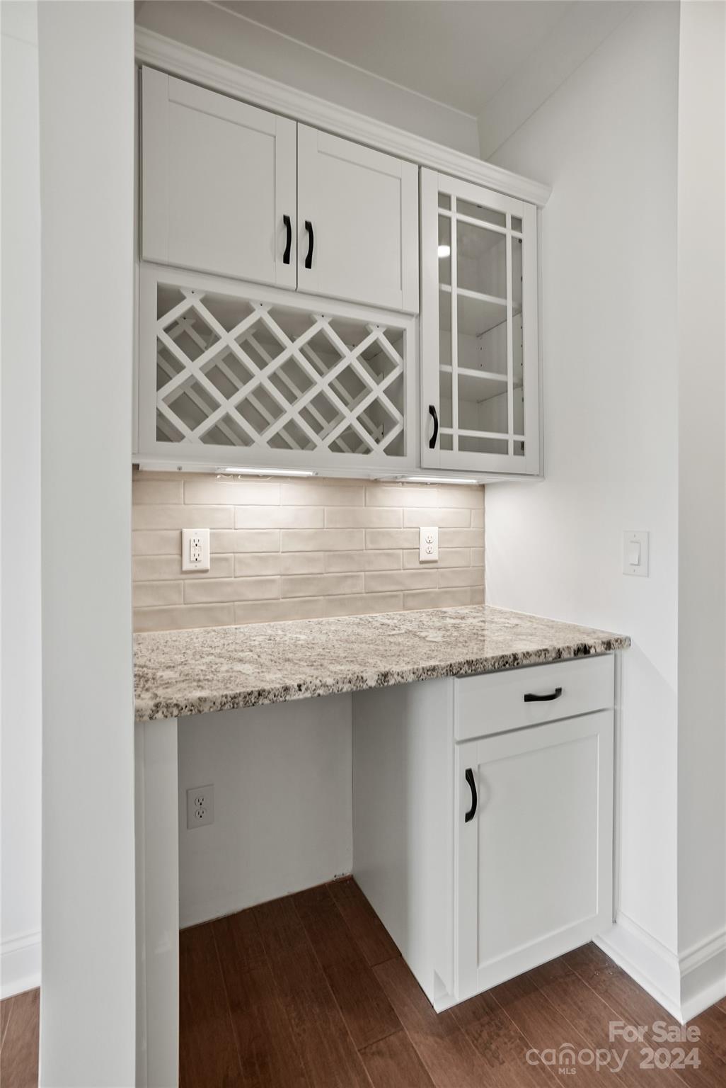 Patterson Pond - Residential