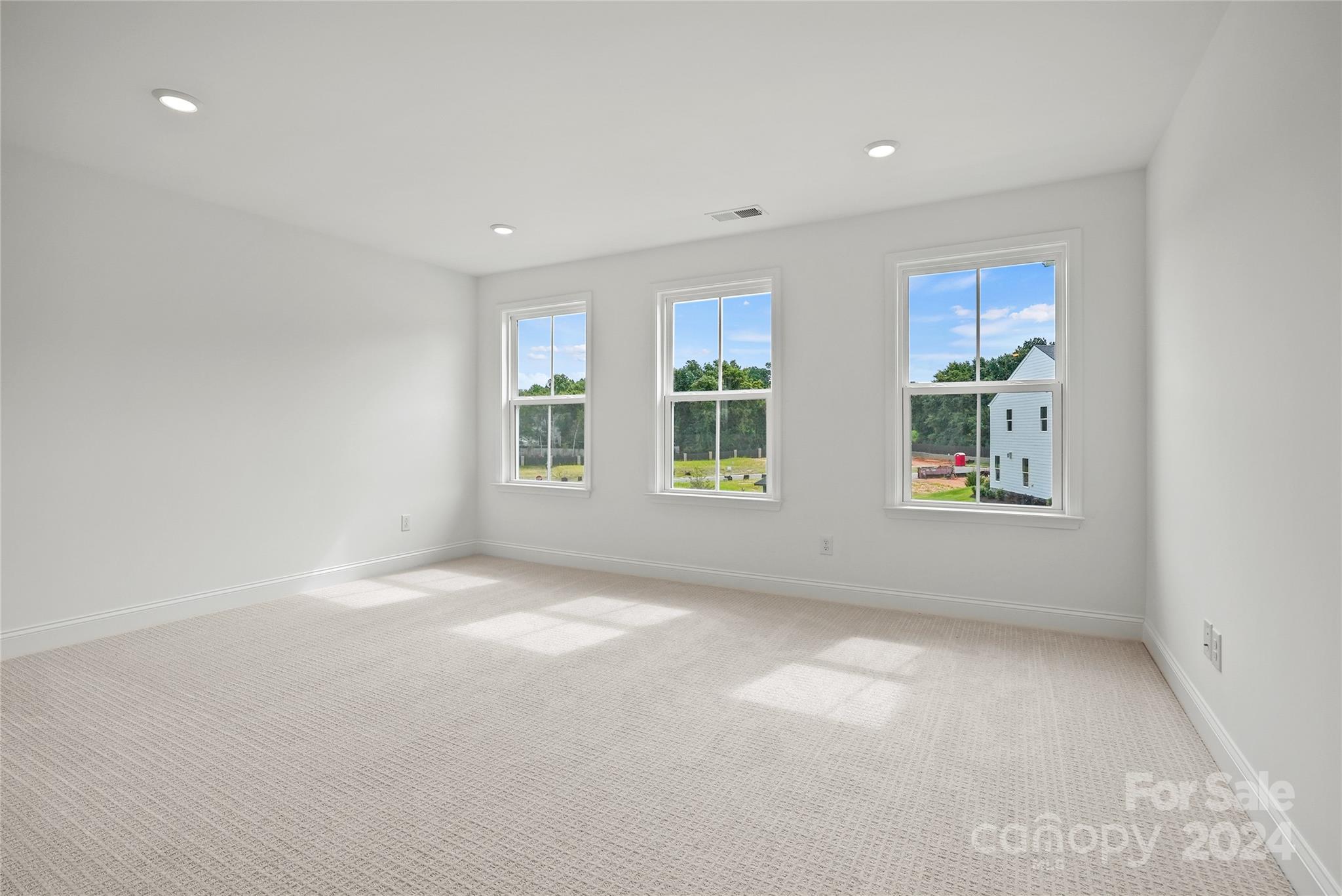 Patterson Pond - Residential