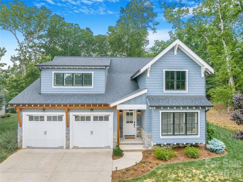 Photo of 9 Ashe Park Circle, Asheville, NC 28806 (MLS # 4377416)