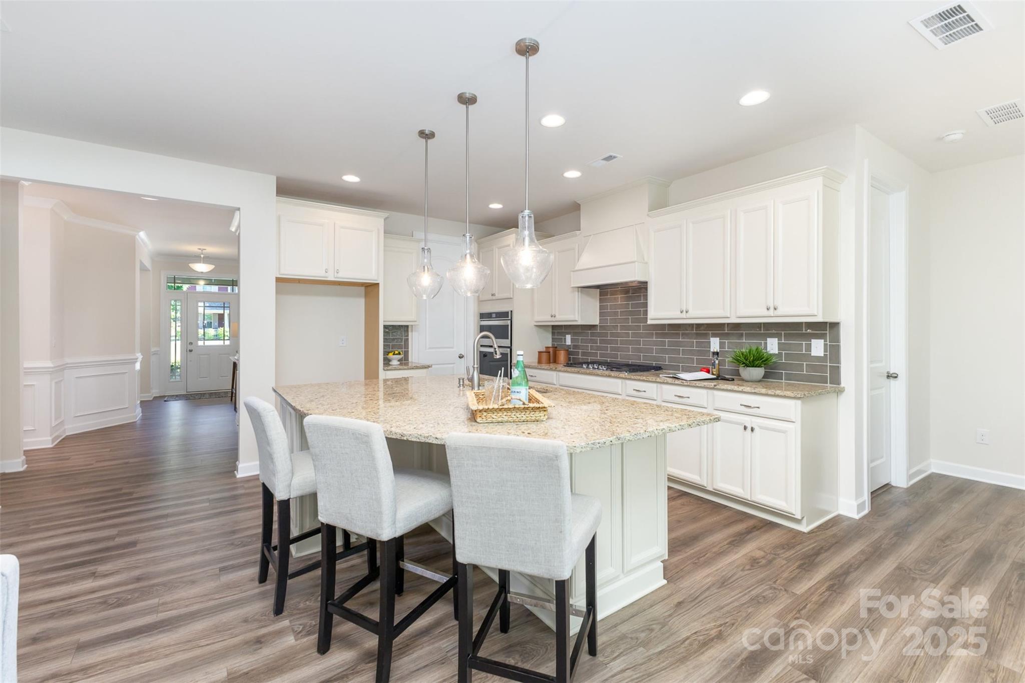 Lake Crest - Residential