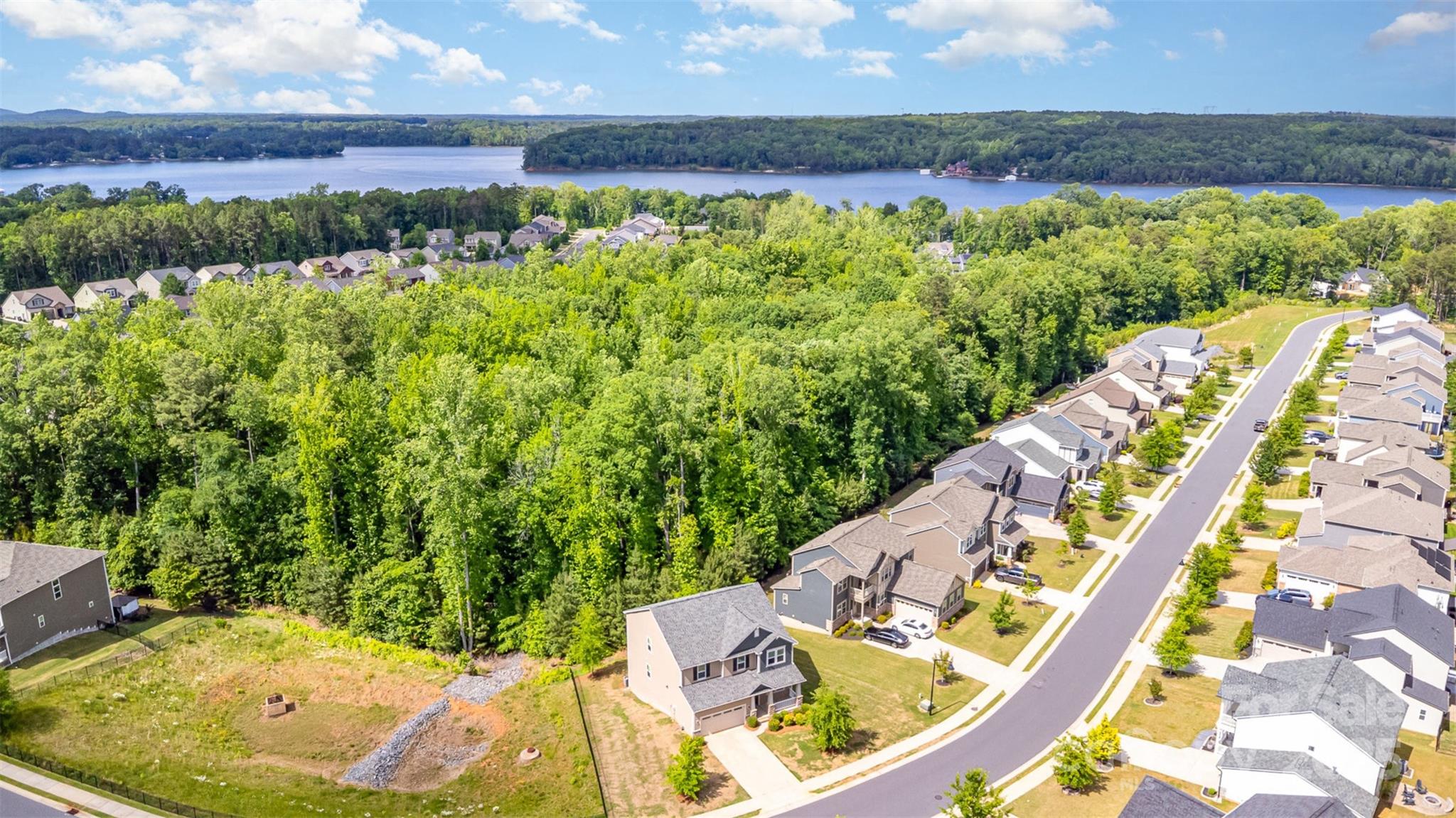 Lake Crest - Residential