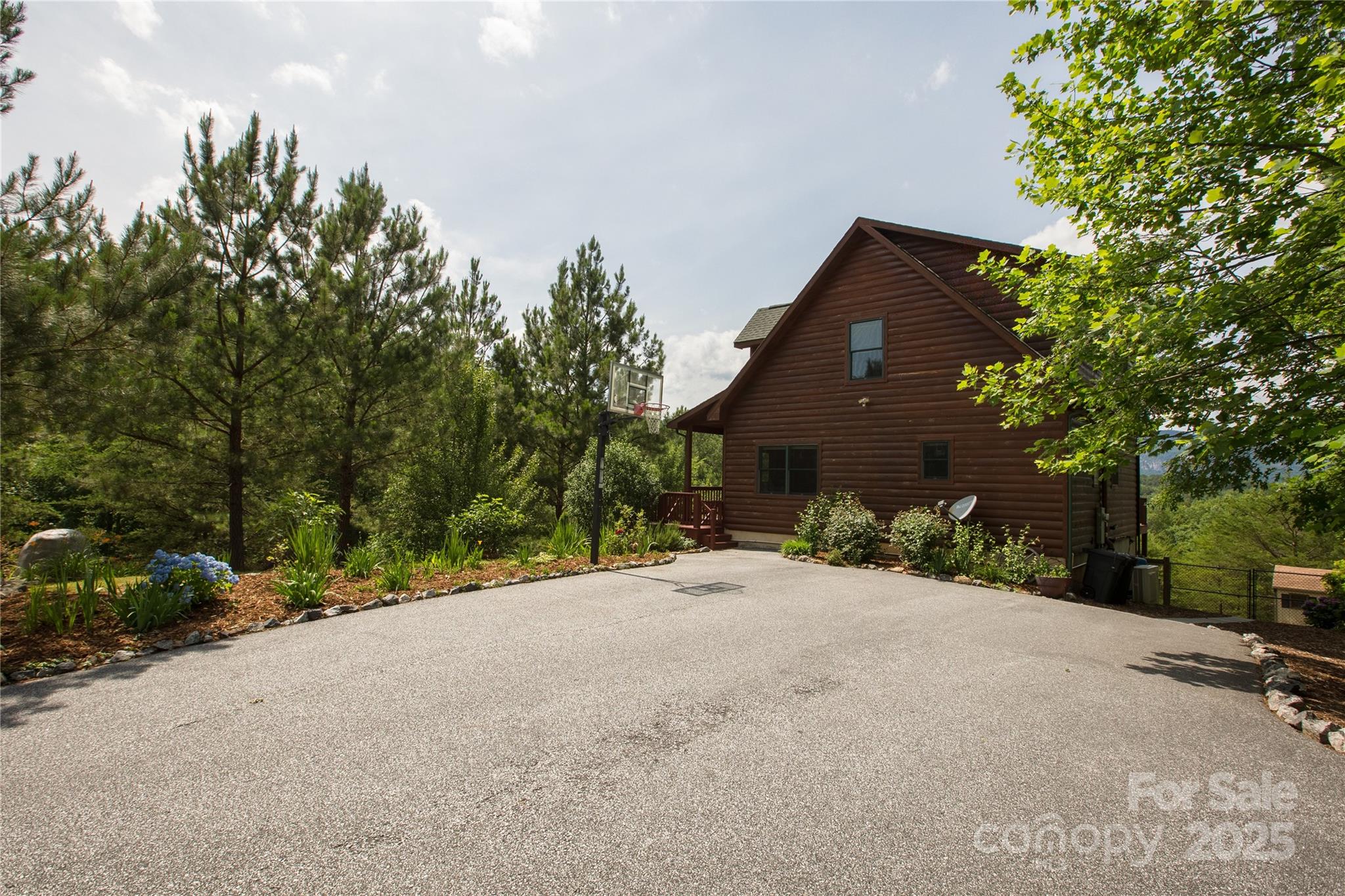 206 Legend Drive