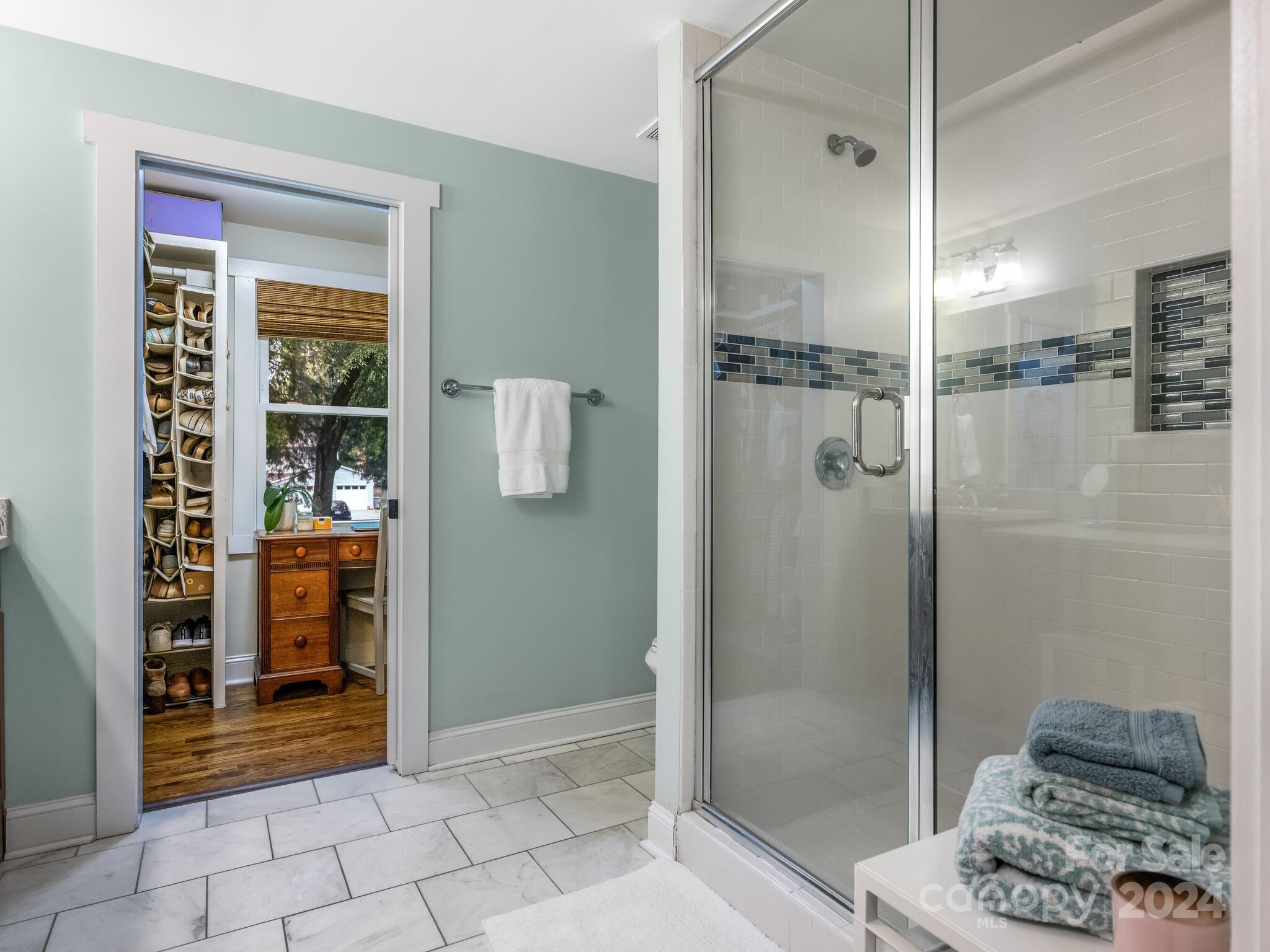 Shadow Lake - Residential