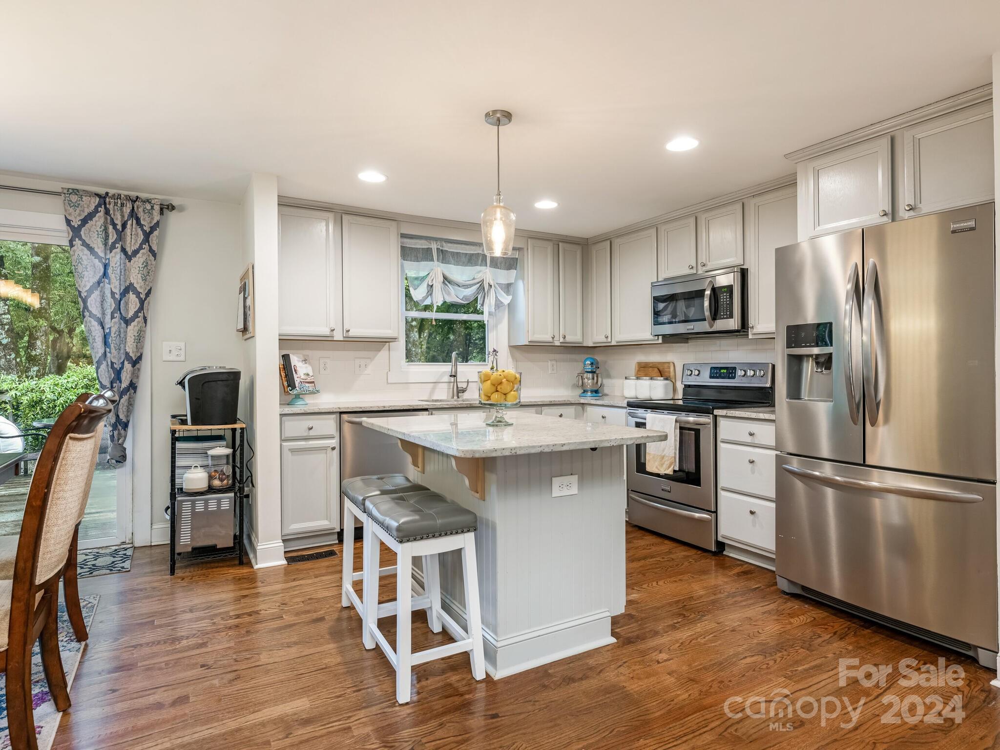 Shadow Lake - Residential