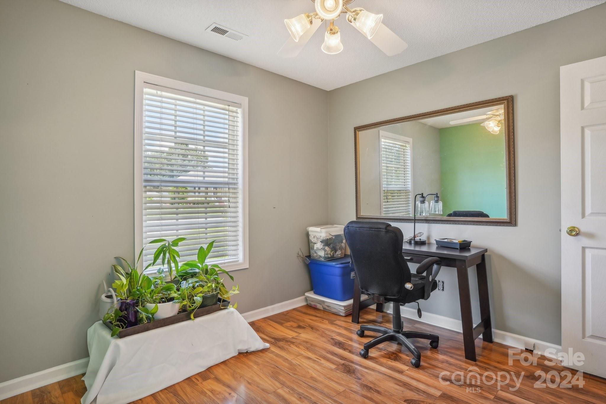 TAYLOR OAKS - Residential