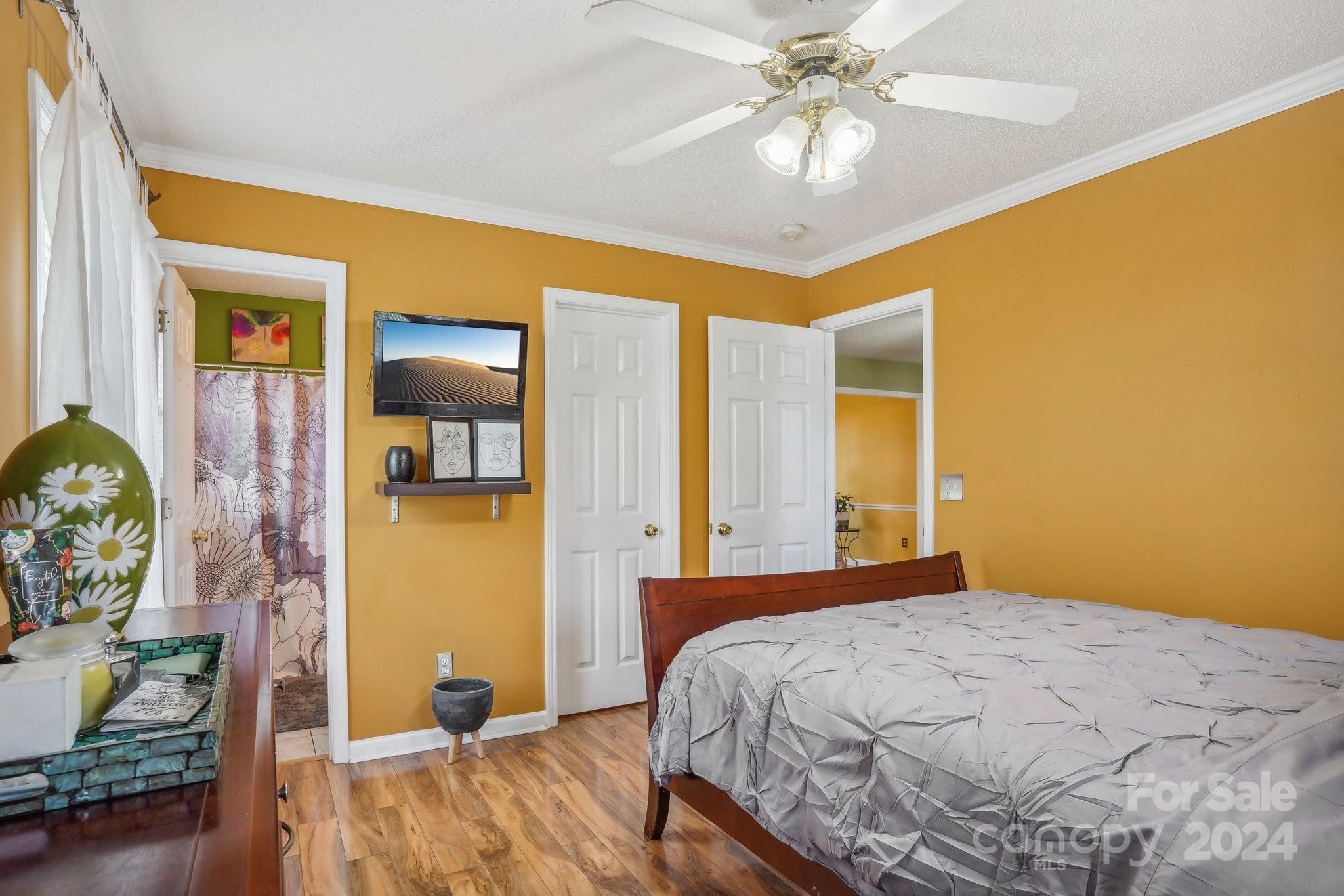 TAYLOR OAKS - Residential