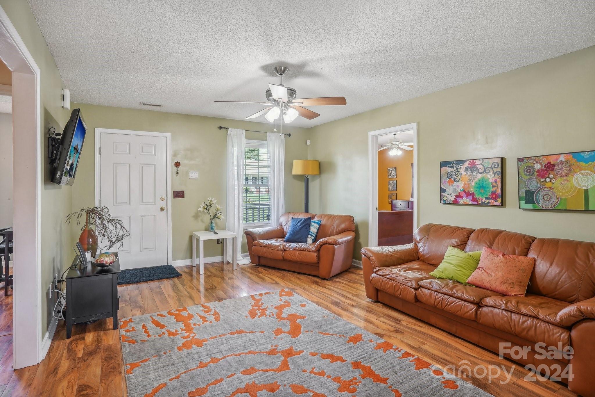 TAYLOR OAKS - Residential