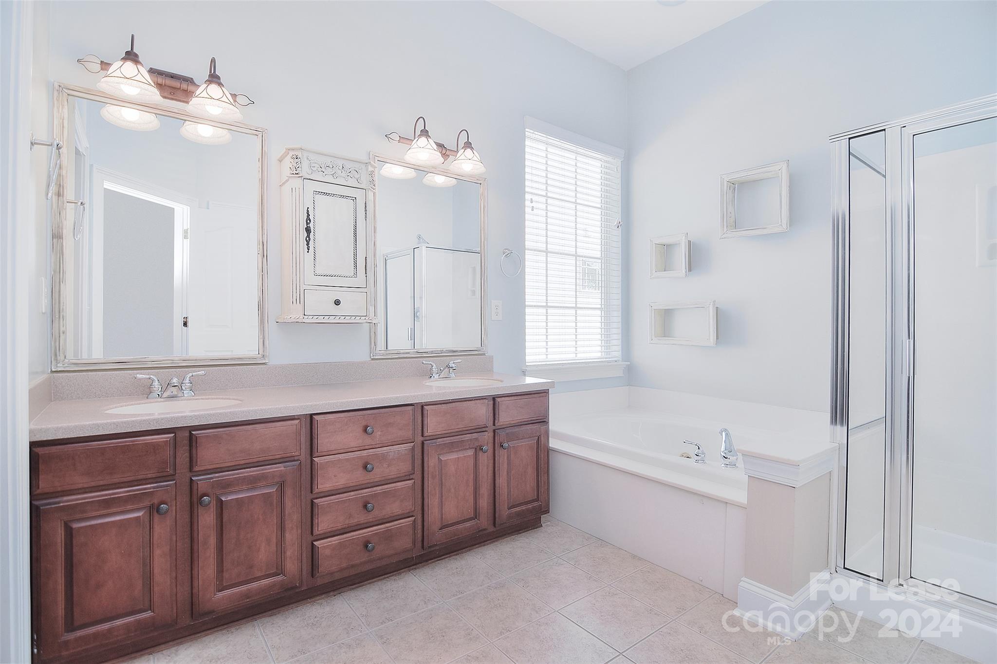 Macaulay - Residential Lease