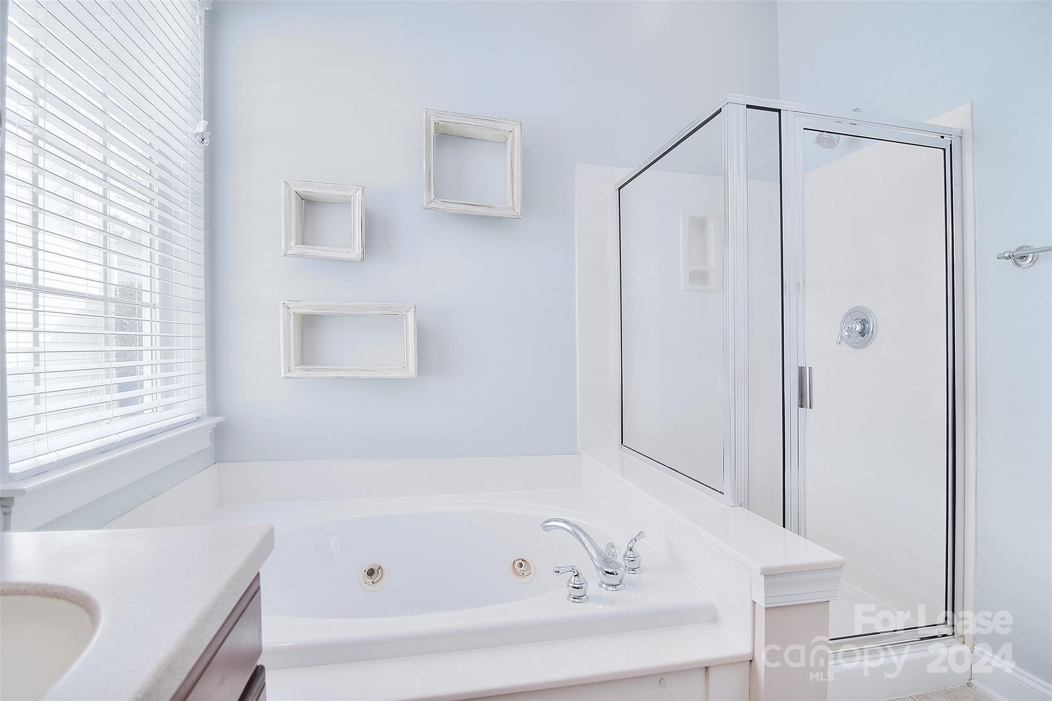 Macaulay - Residential Lease