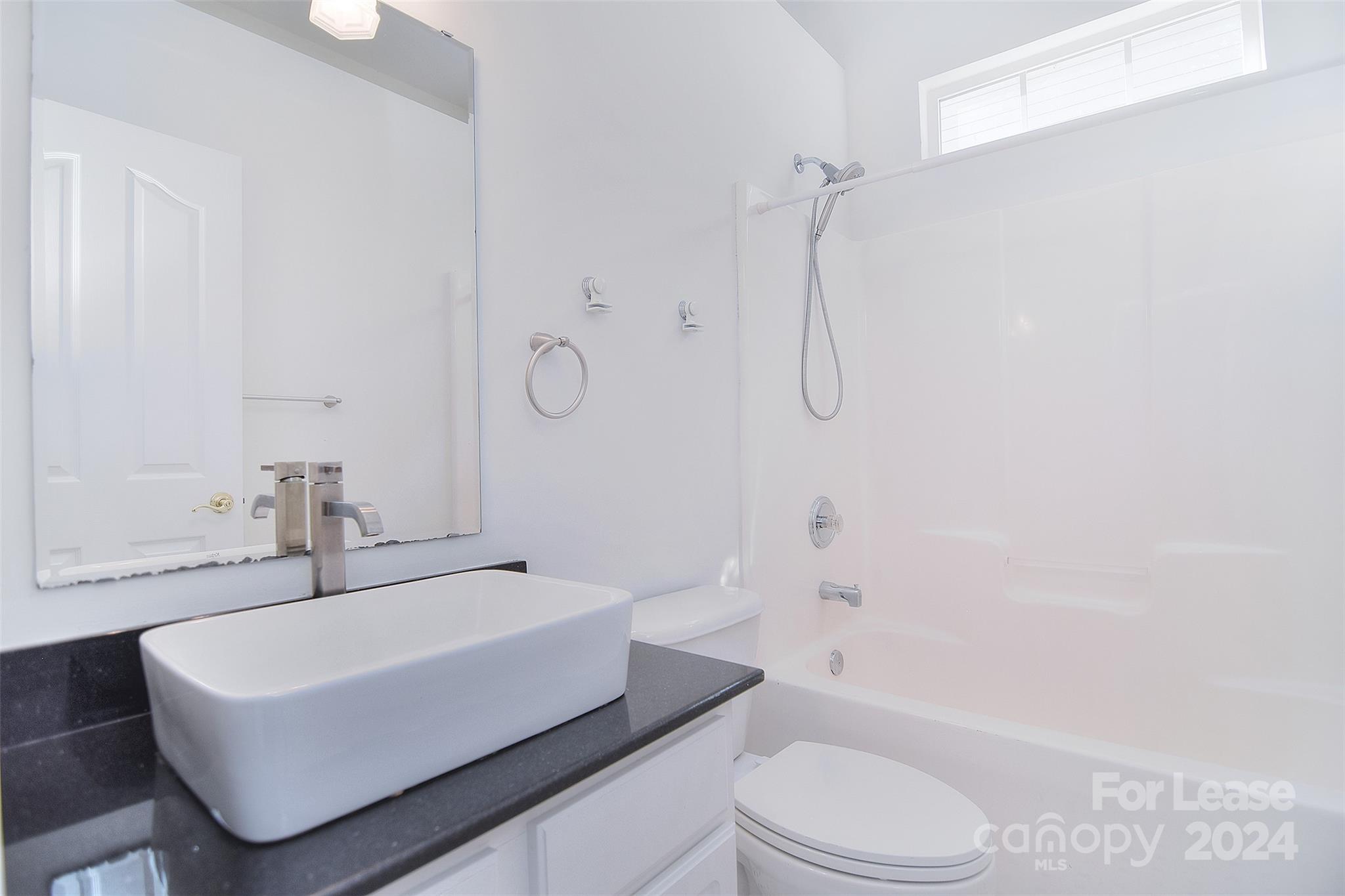 Macaulay - Residential Lease