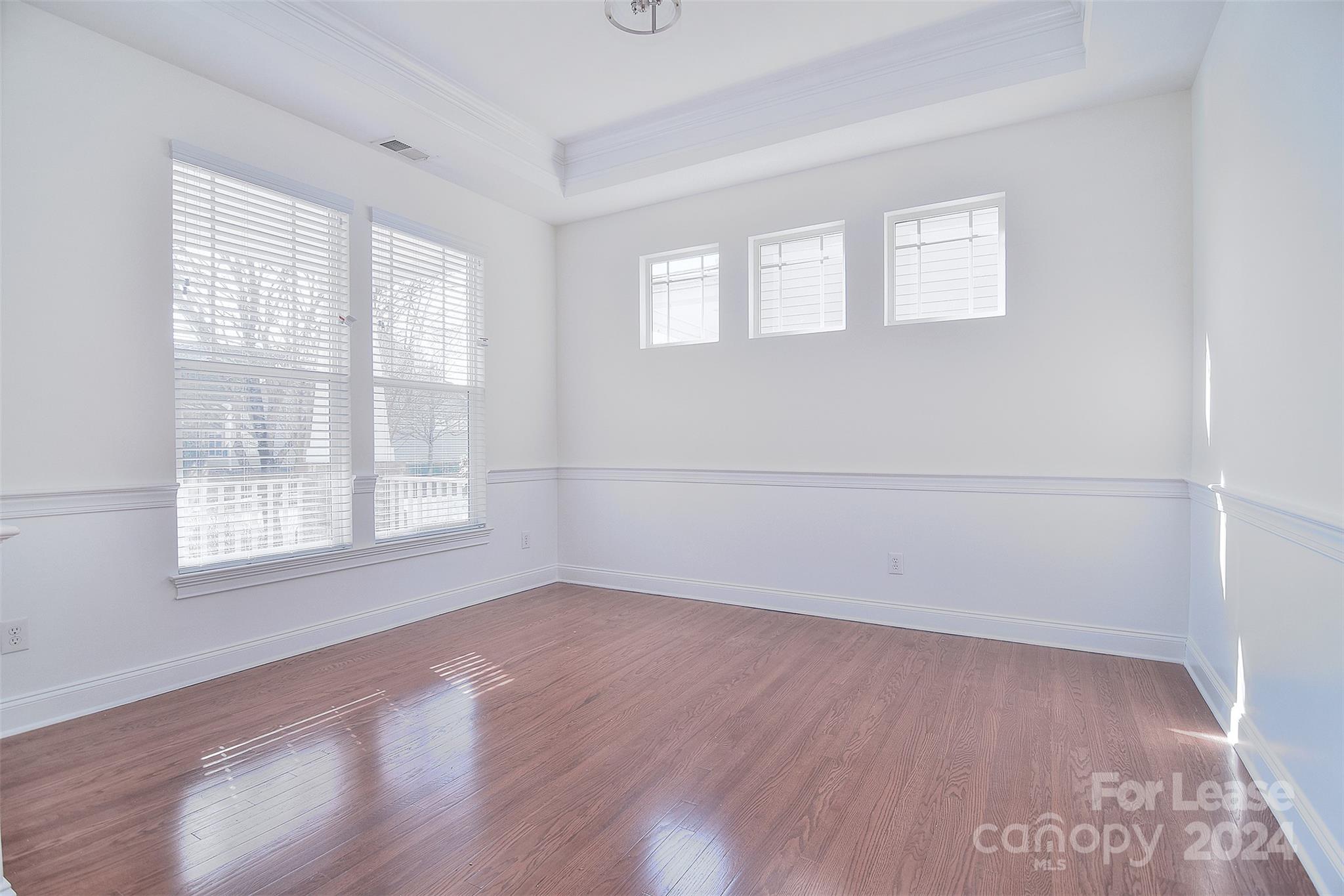 Macaulay - Residential Lease