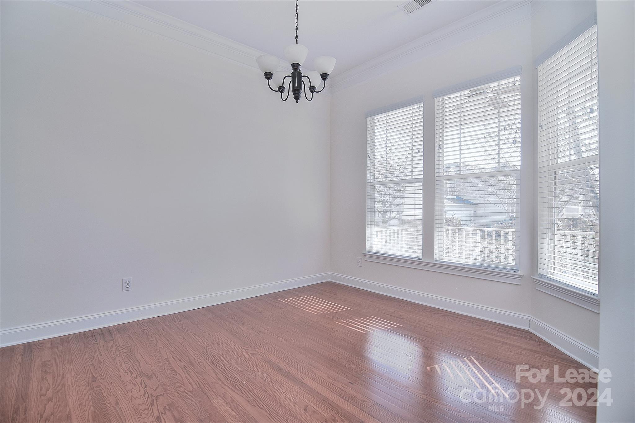 Macaulay - Residential Lease