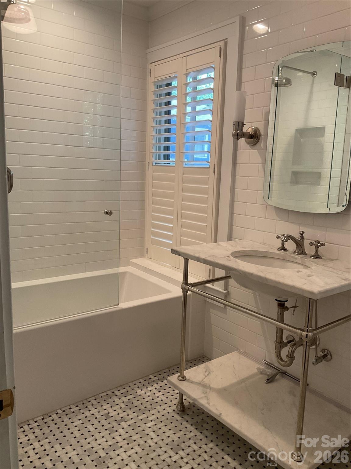 Rensselaer Place - Residential