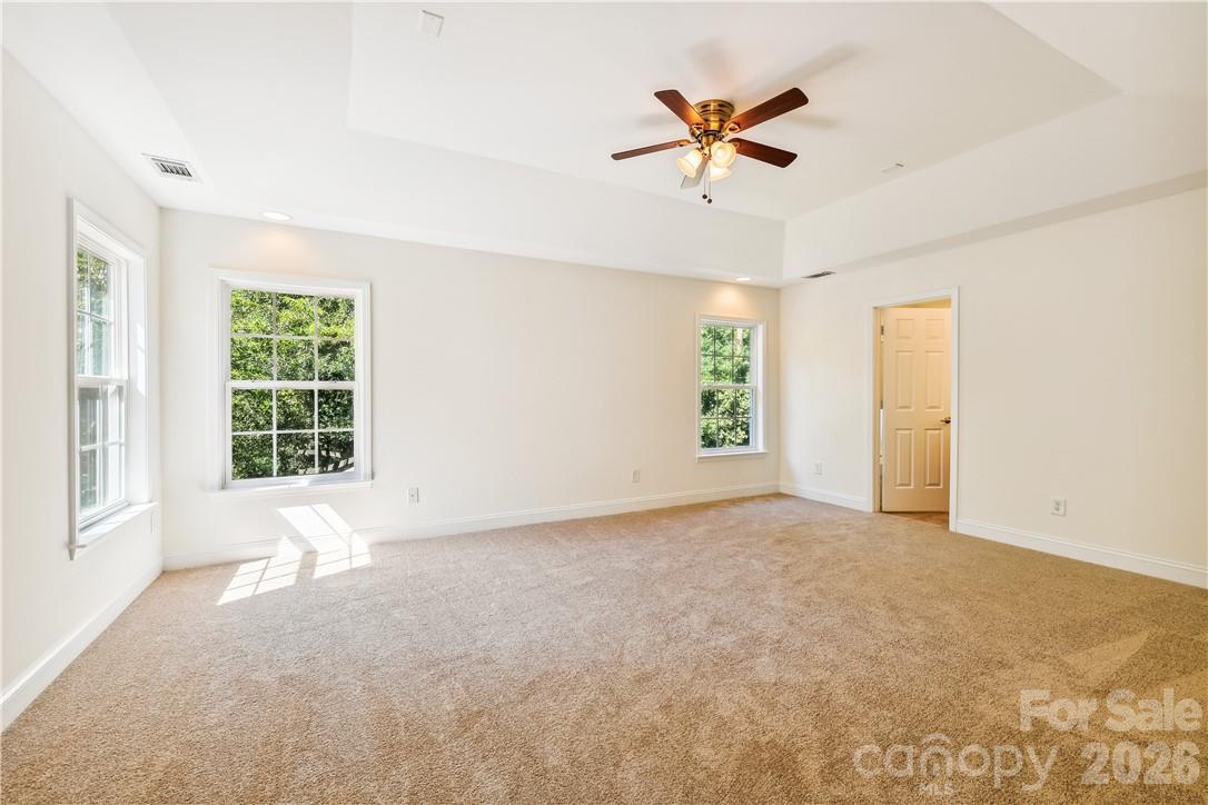 Hamilton Lakes - Residential