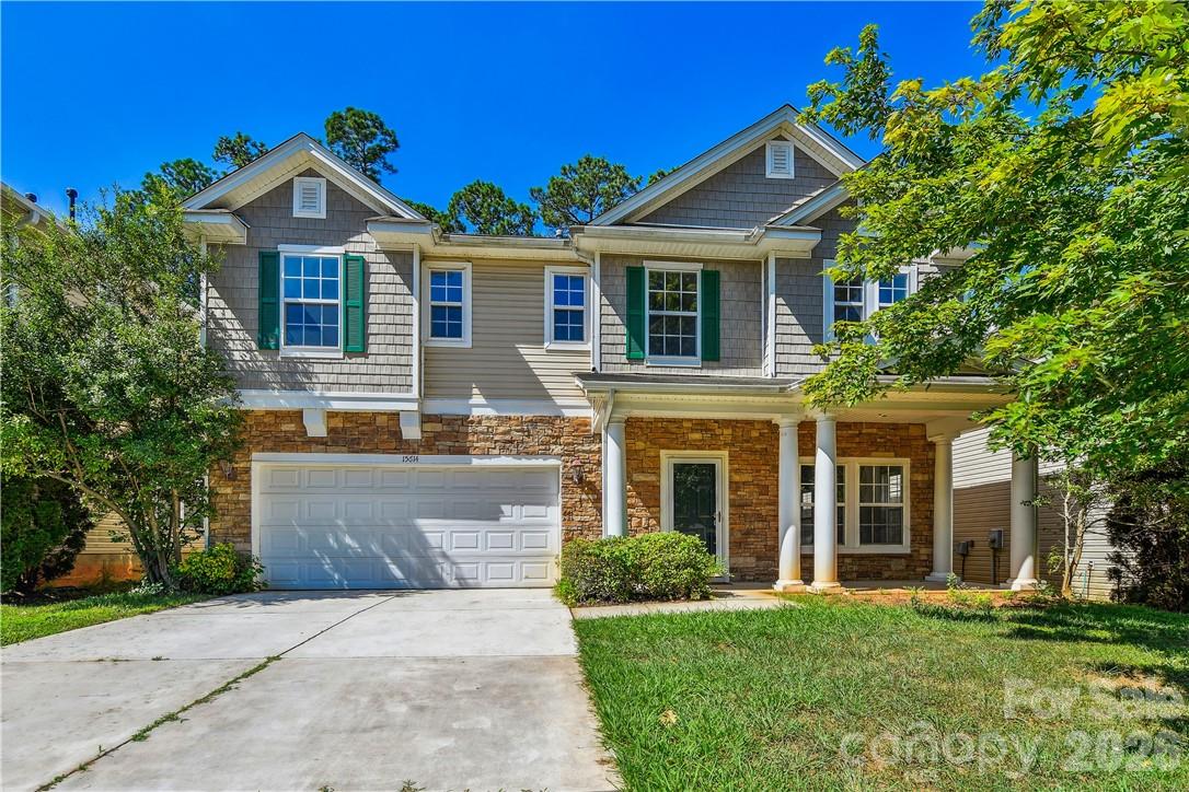 Hamilton Lakes - Residential