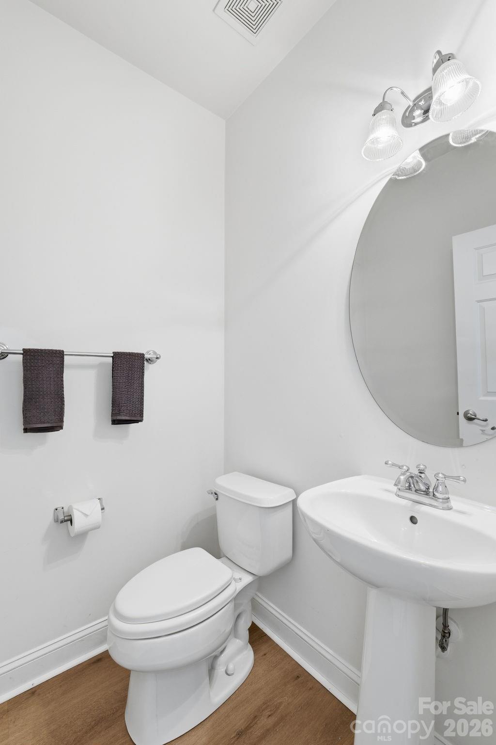 Hamilton Lakes - Residential