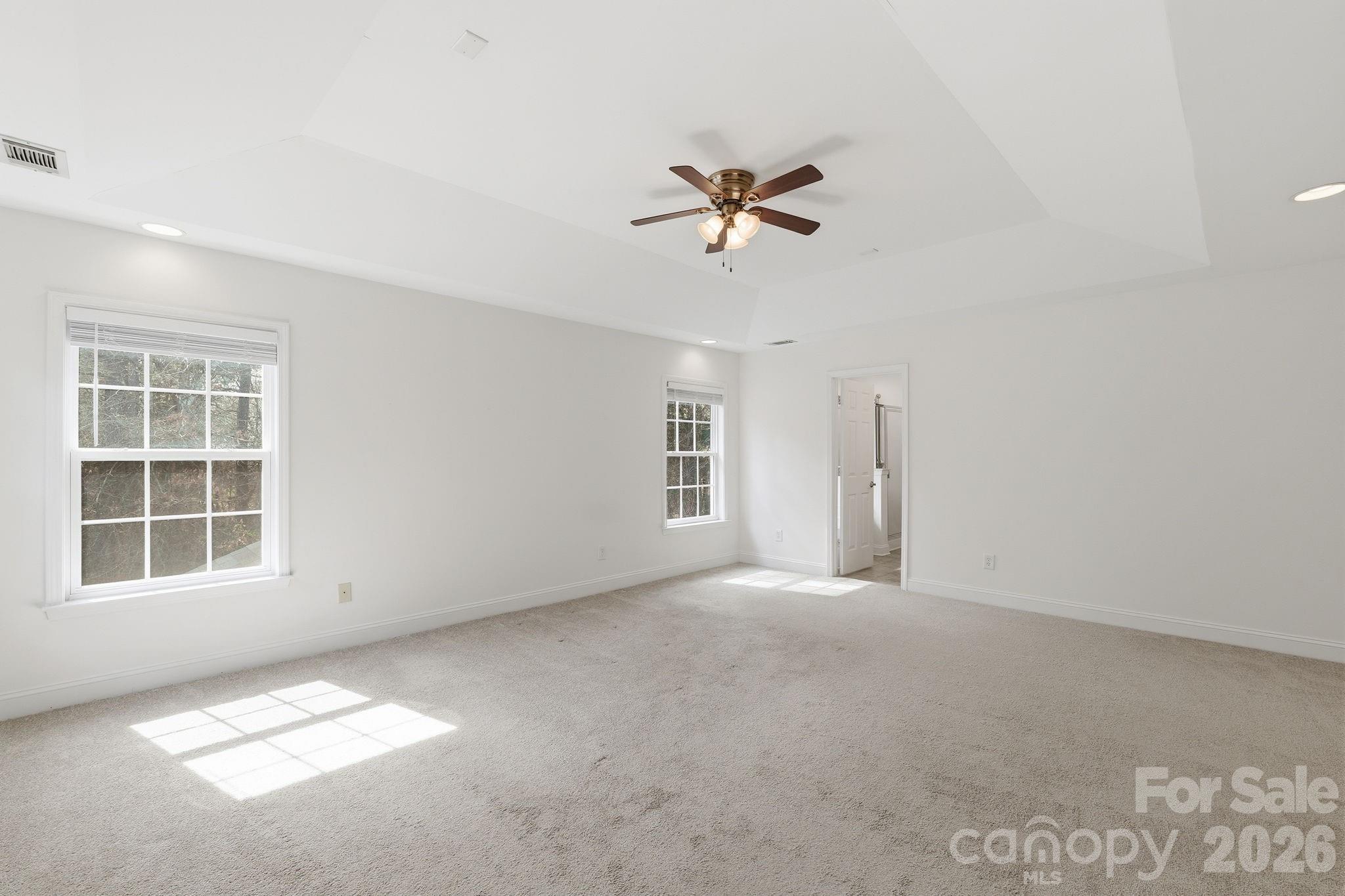 Hamilton Lakes - Residential