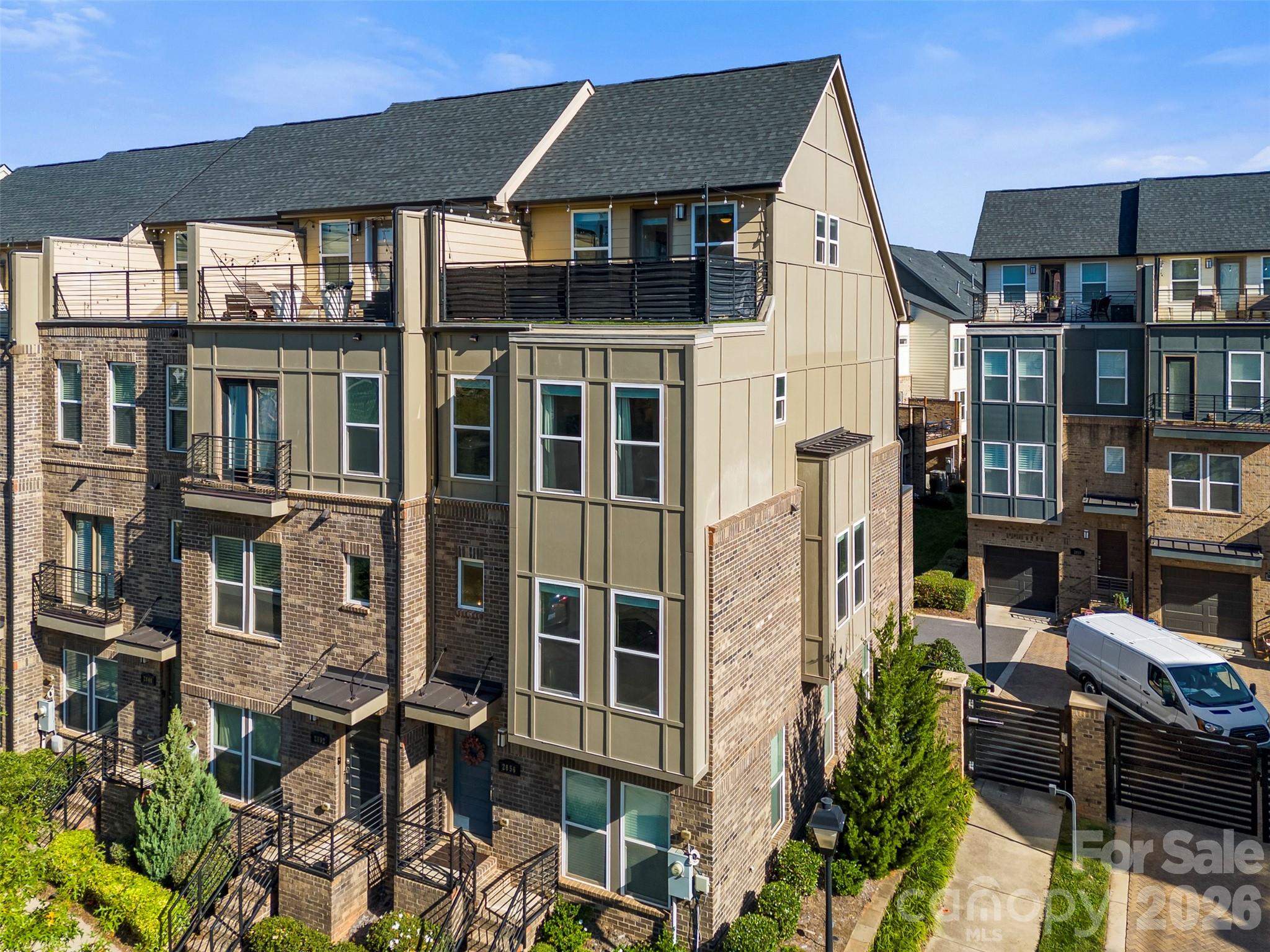 2856 Grand Union Way