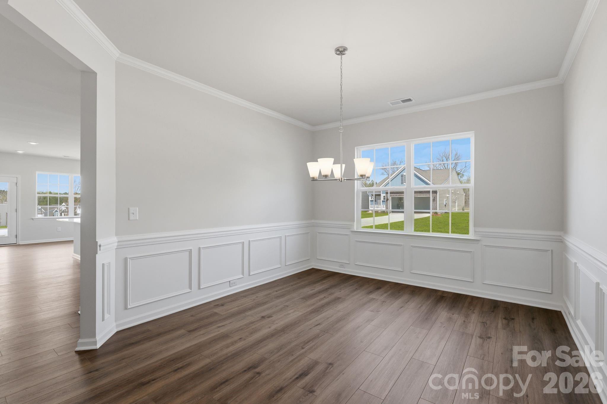 Roselyn - Residential