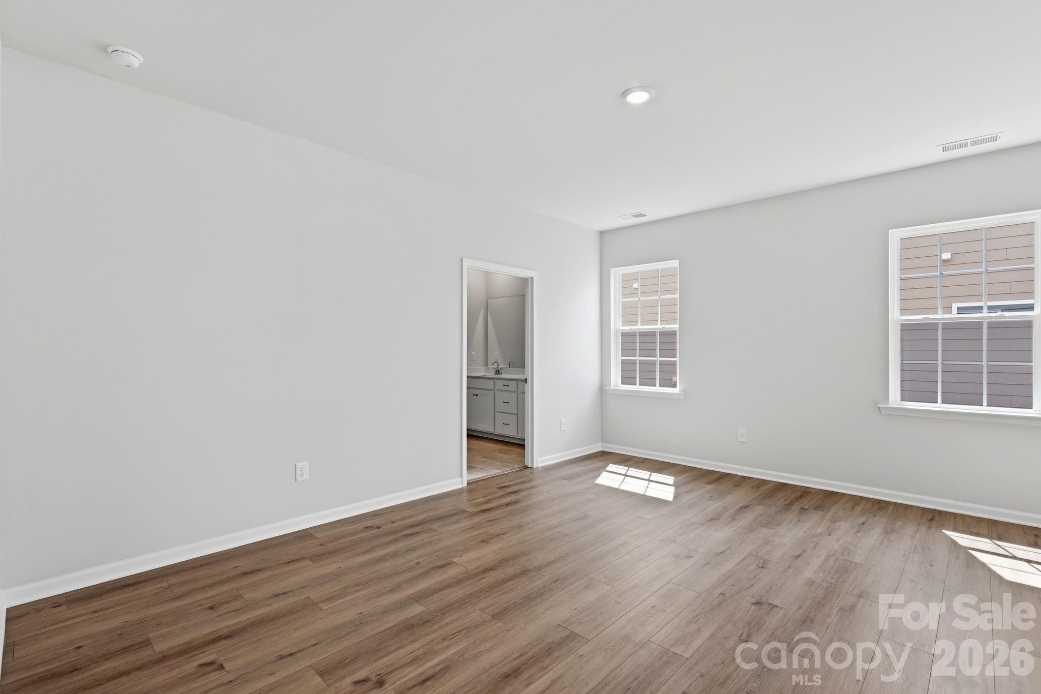 Roselyn - Residential