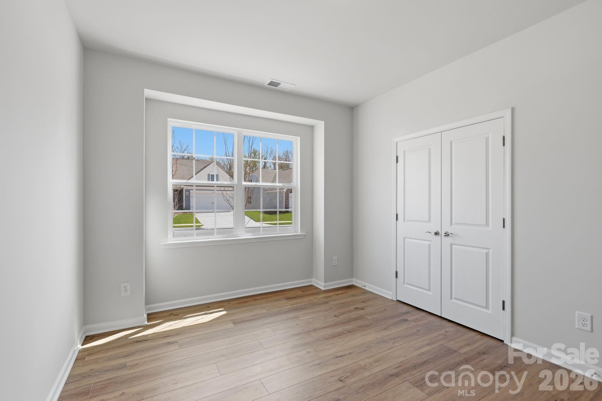 Roselyn - Residential