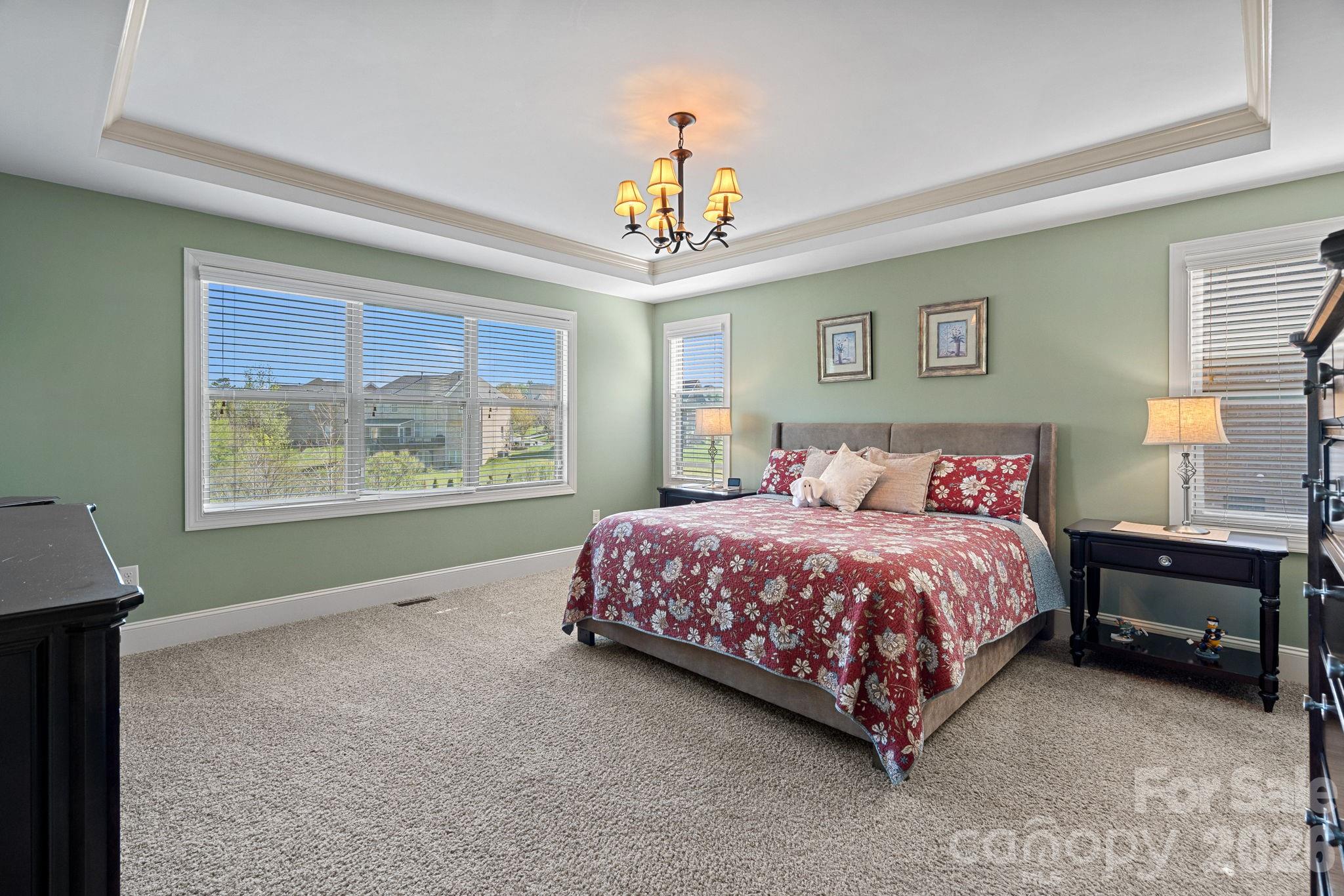 Hollister - Residential