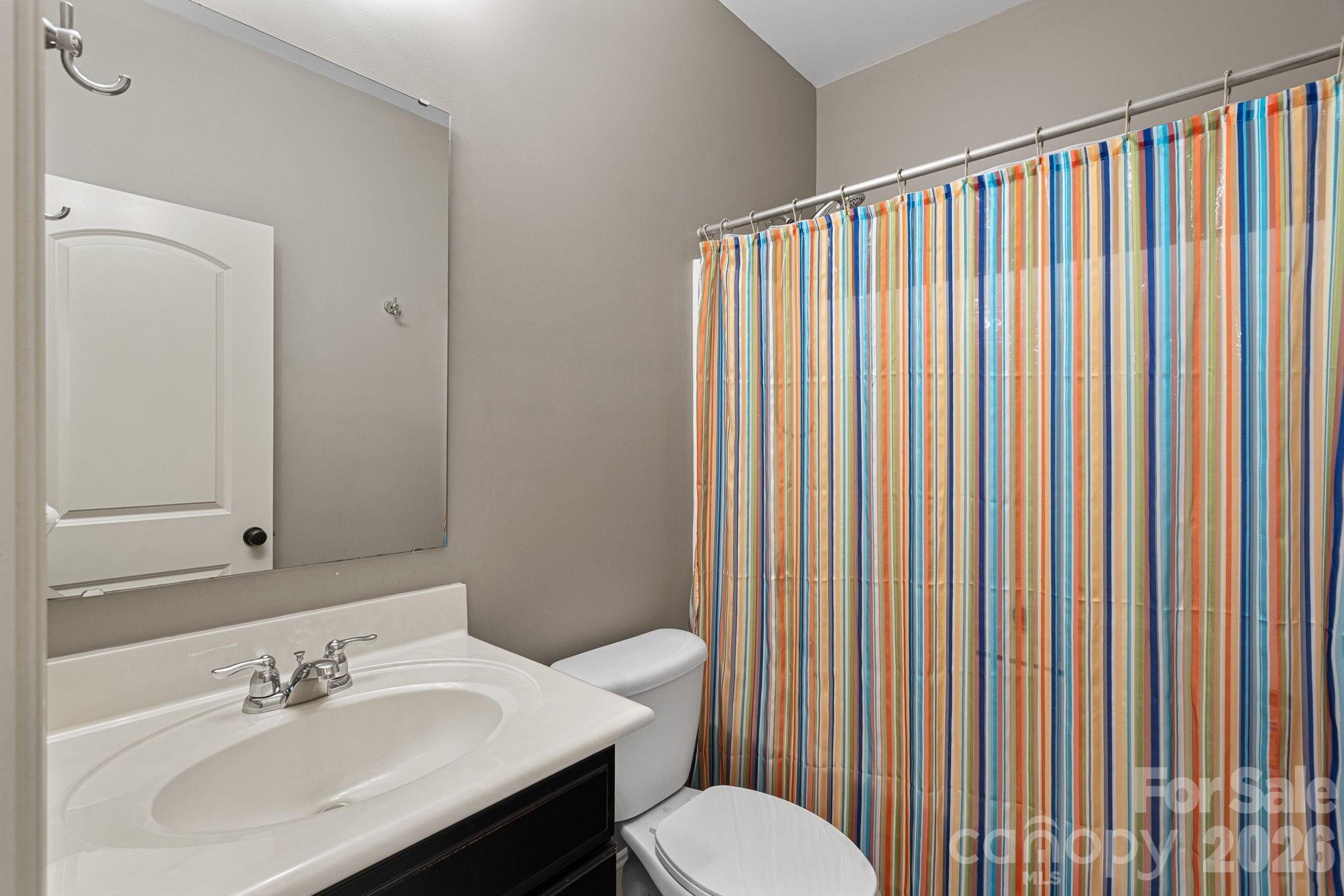 Hollister - Residential