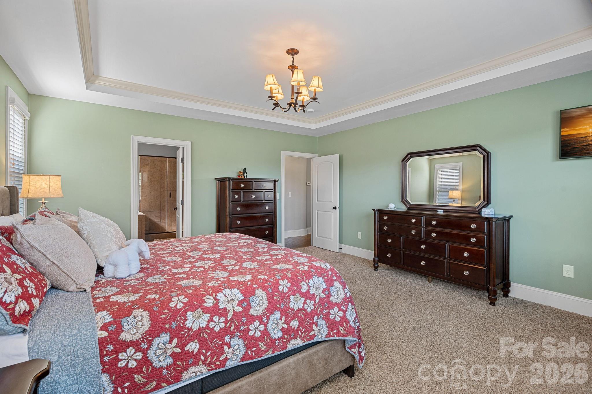 Hollister - Residential