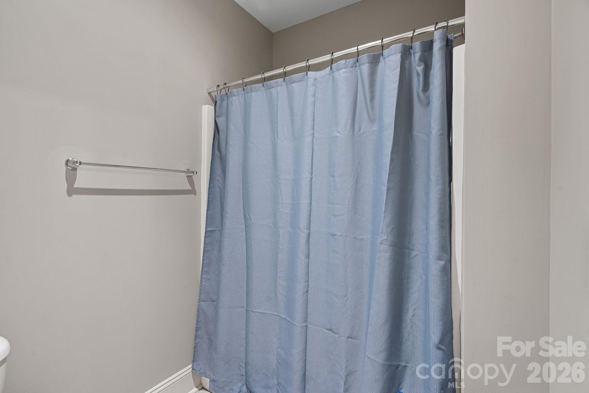 Hollister - Residential