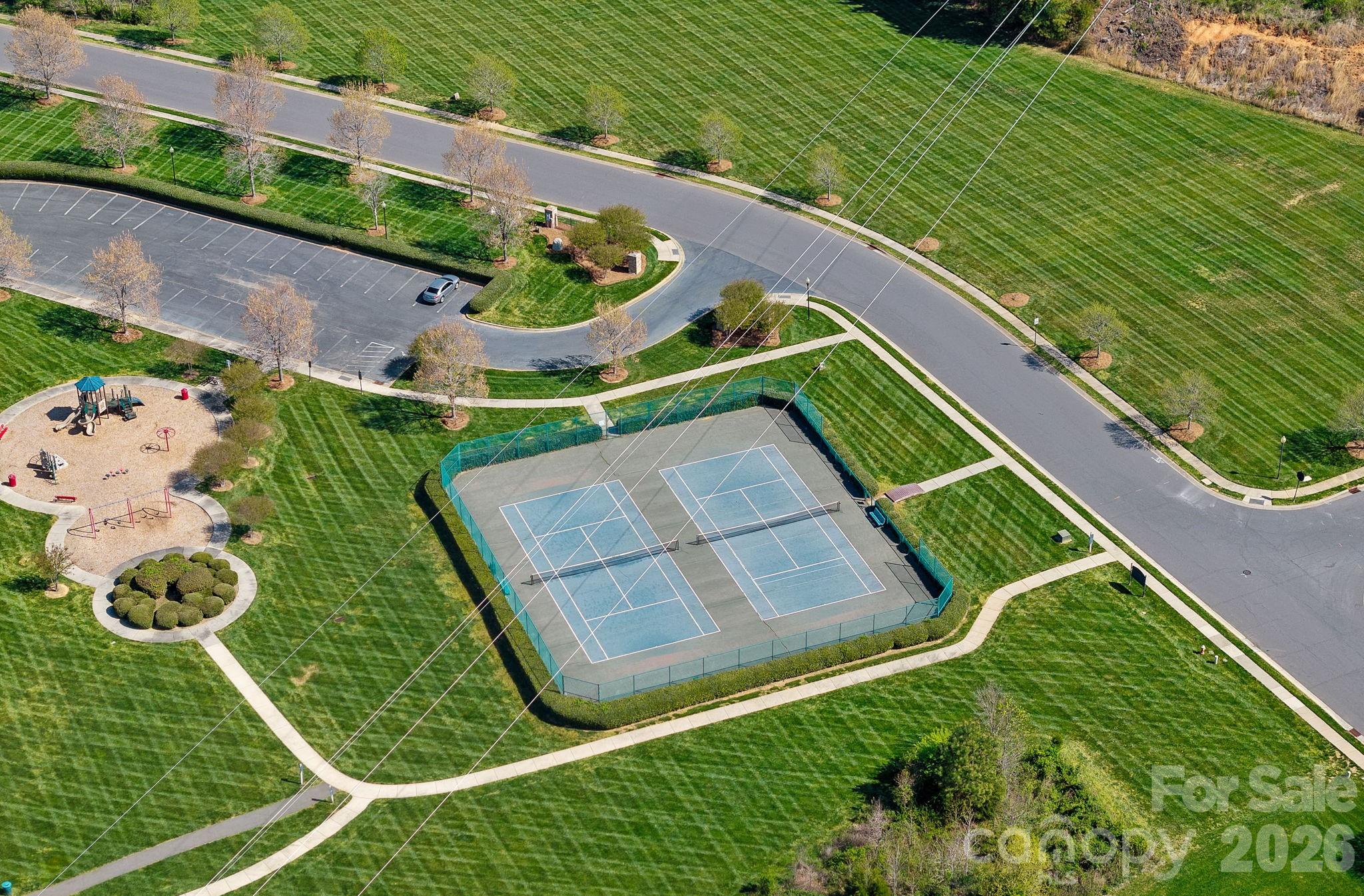 Hollister - Residential