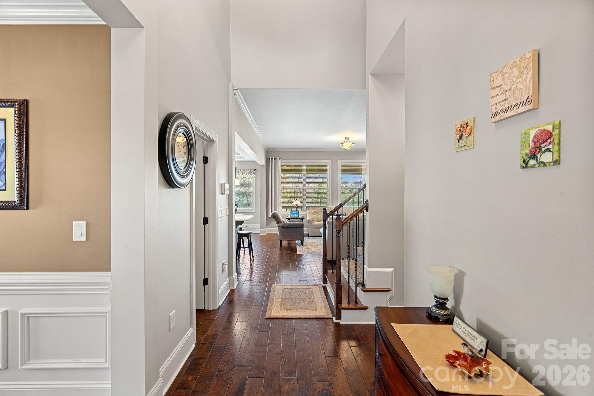 Hollister - Residential