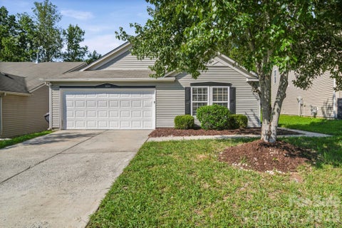 Photo of 1604 Bray Drive, Charlotte, NC 28214 (MLS # 4409695)