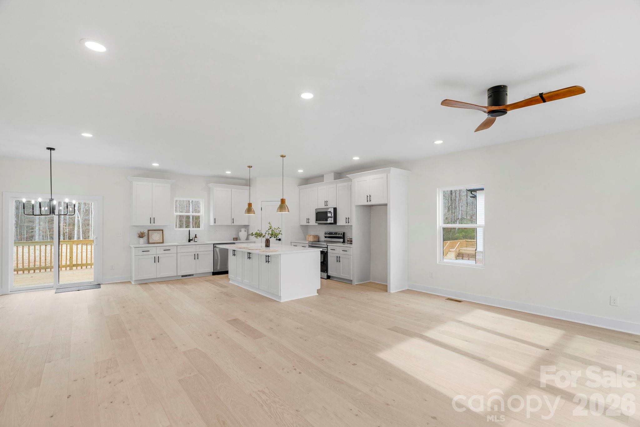 5002 Parkwood School Road