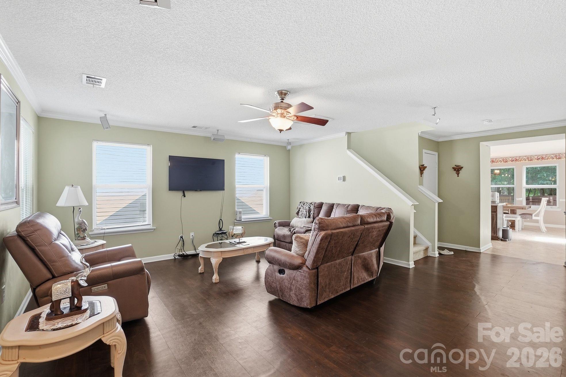 229 Waterlemon Way
