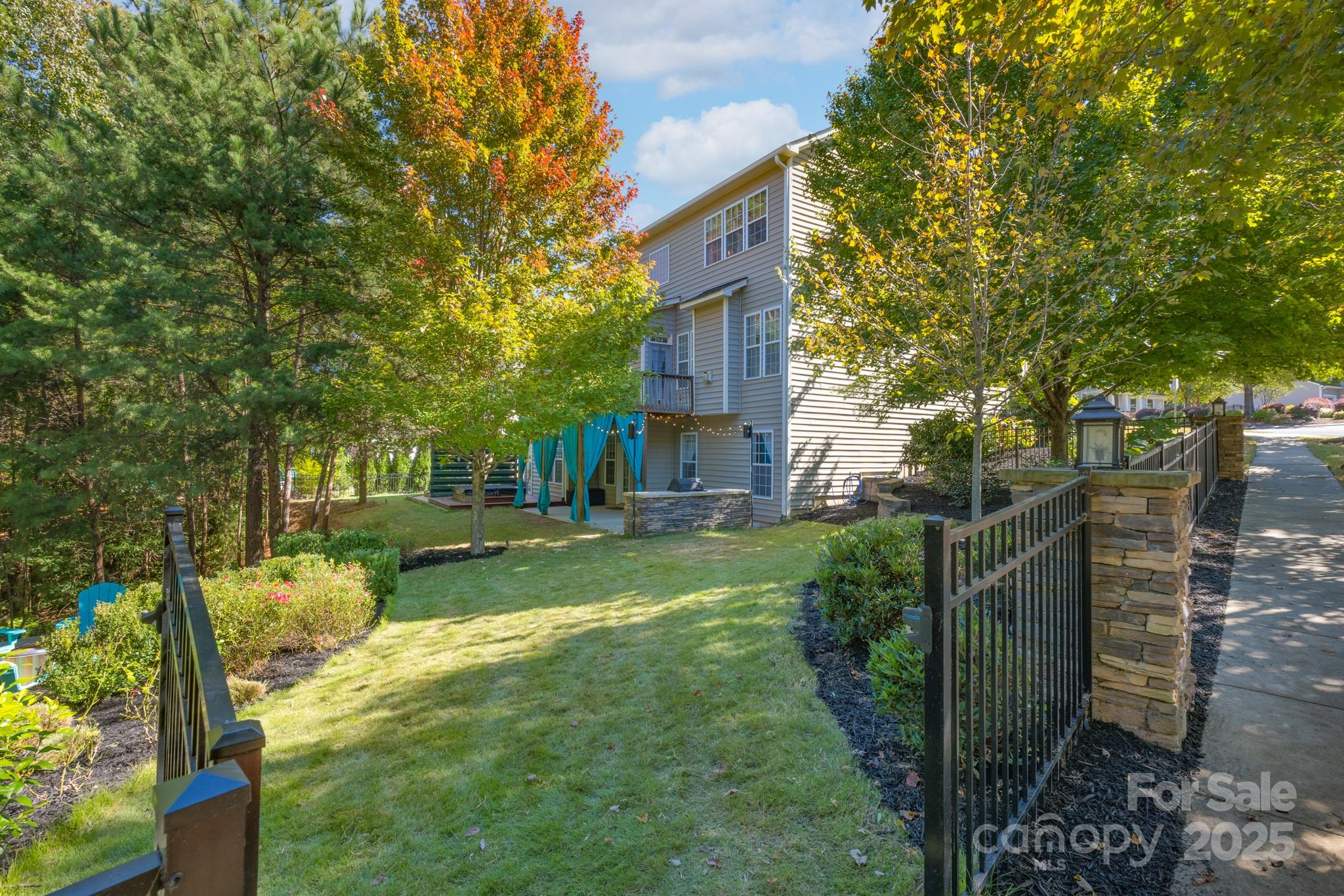 Reserve At Gold Hill - Residential